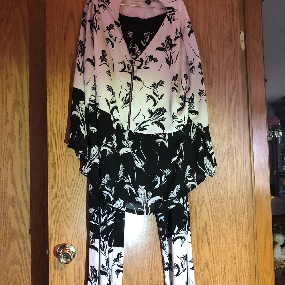 2 piece pants ensemble. 2X. Alfa I